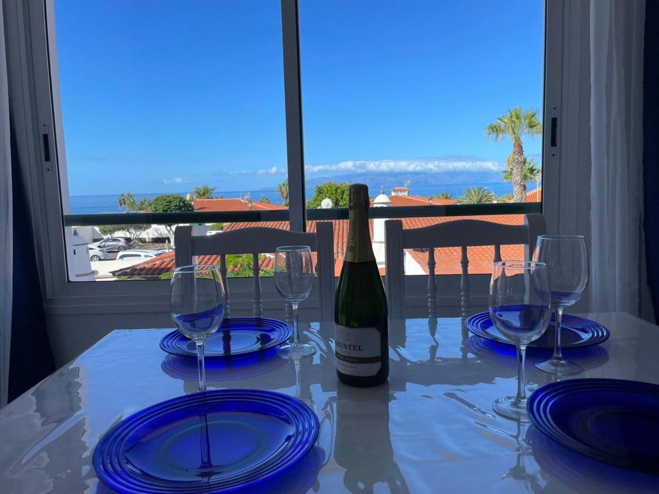 Newly Renovated Apartment With 2 Terrace, 2 Bedroom, 5Min Beach Puerto de Santiago  Exteriör bild